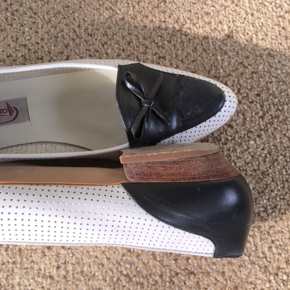 Vintage / navy and white leather flats - Picture 3 of 9